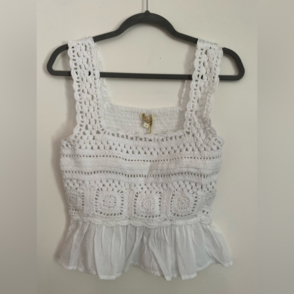Rebellion Tops - NWT Rebellion Again White Tank Top Size Small Crochet Granny Square 0027